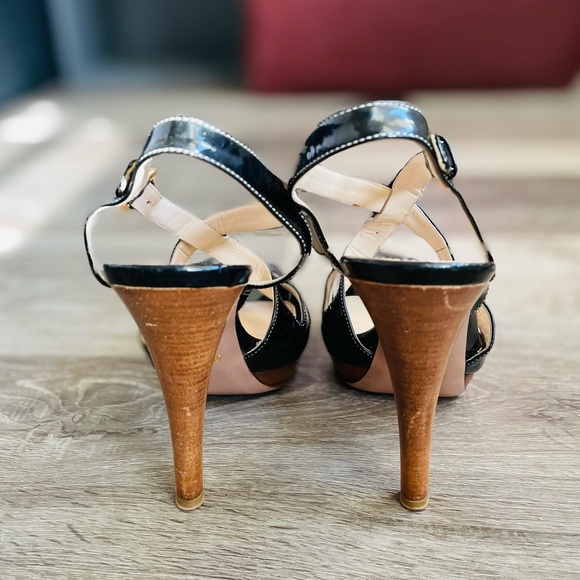 Prada Patent Leather Pumps Size 37/7 - Picture 4 of 8